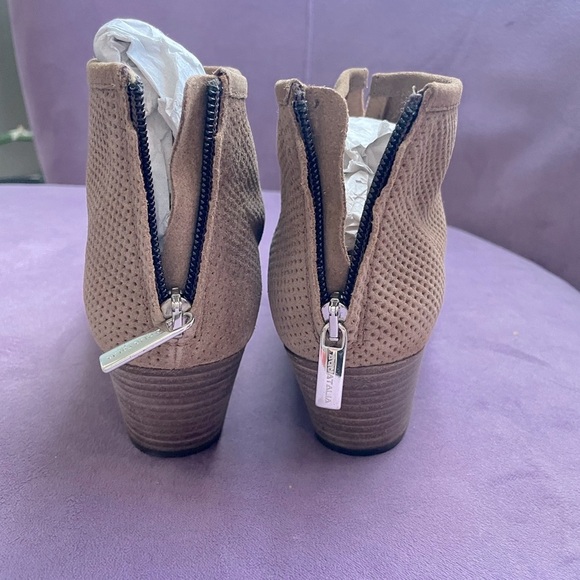 Vero Cuoio Brown Ankle Boots - Picture 4 of 6